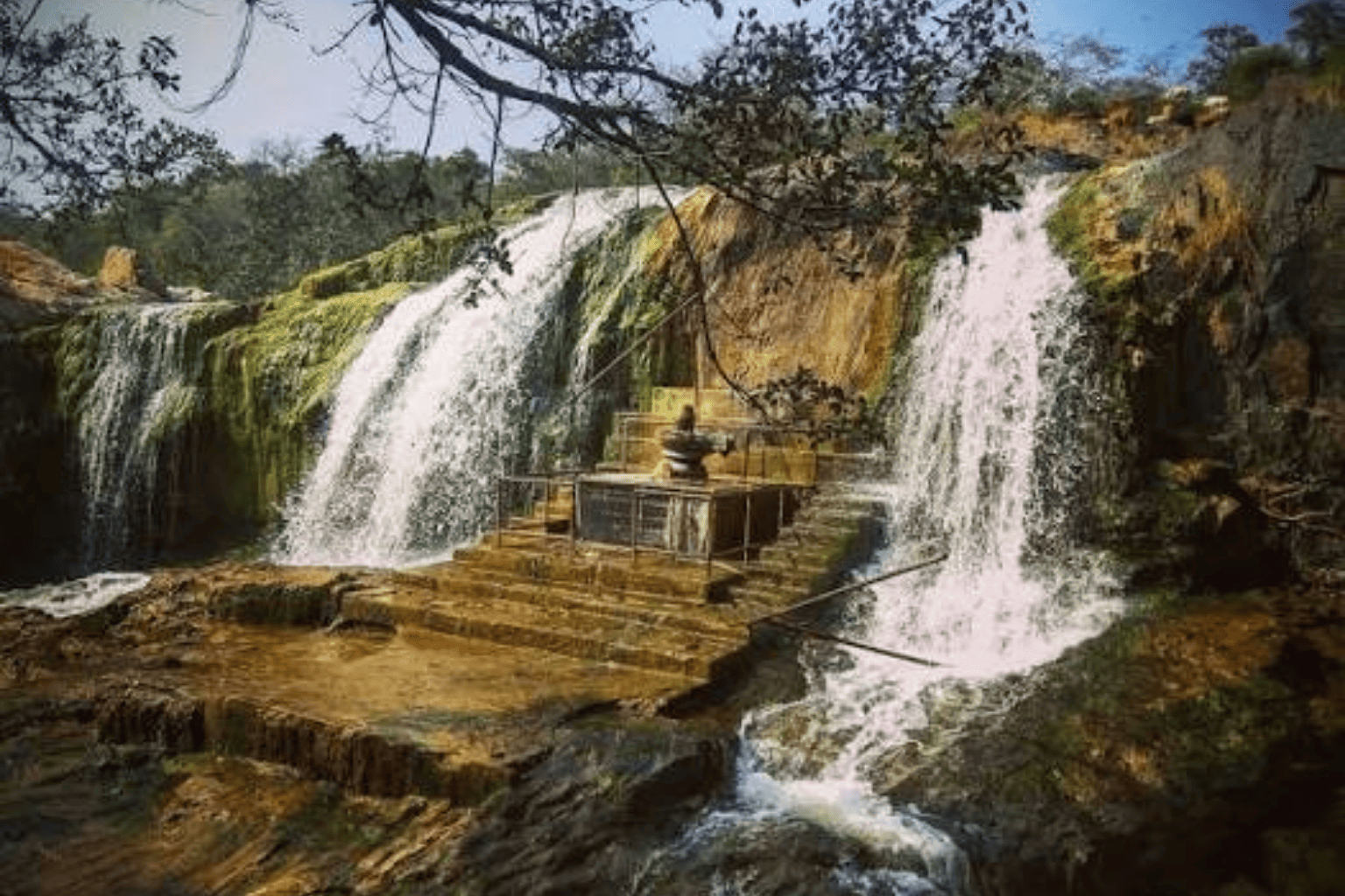 Gallery dumukurallu waterfalls